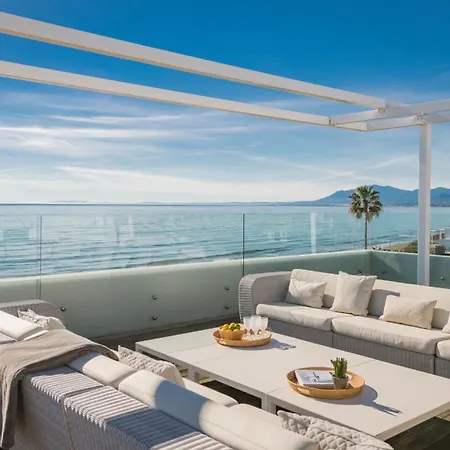 Villa Breath Taking Front Line With Sauna & Jacuzzi Marbella