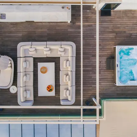 Villa Breath Taking Front Line With Sauna & Jacuzzi Marbella