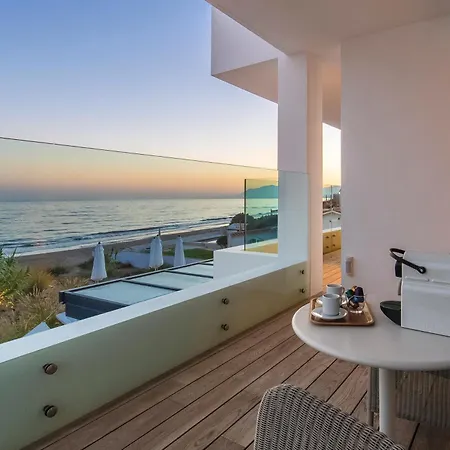 Breath Taking Front Line With Sauna & Jacuzzi Marbella