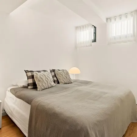 Villa Breath Taking Front Line With Sauna & Jacuzzi *